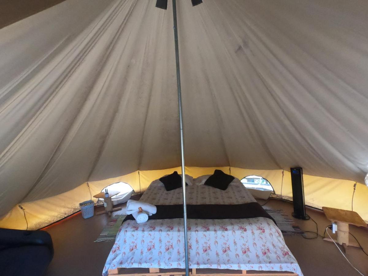 Отель Glamping Due Amici Паломино Экстерьер фото