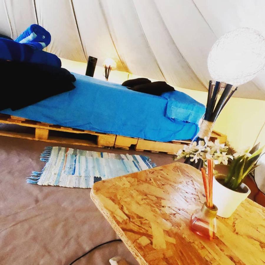 Отель Glamping Due Amici Паломино Экстерьер фото