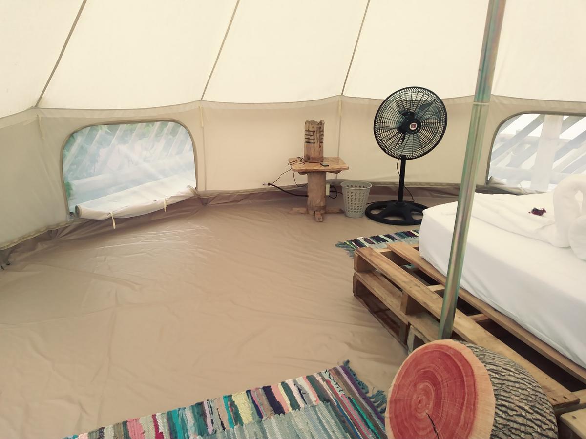 Отель Glamping Due Amici Паломино Экстерьер фото
